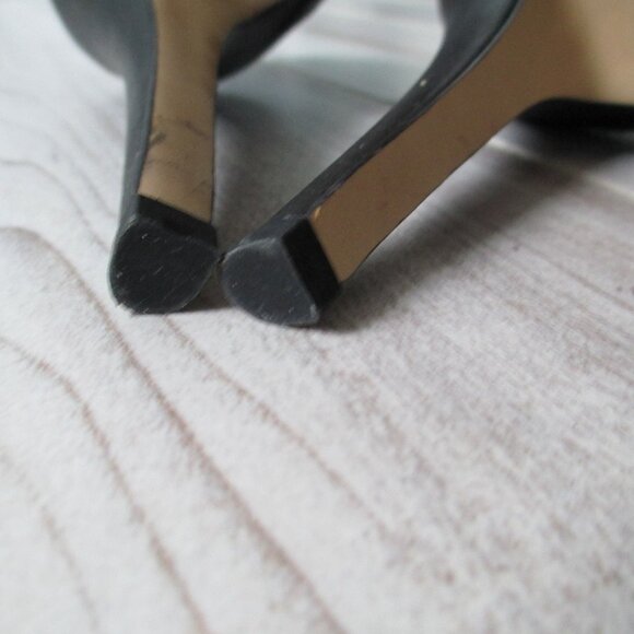 Vince Camuto high heel studded shoes - Picture 8 of 8